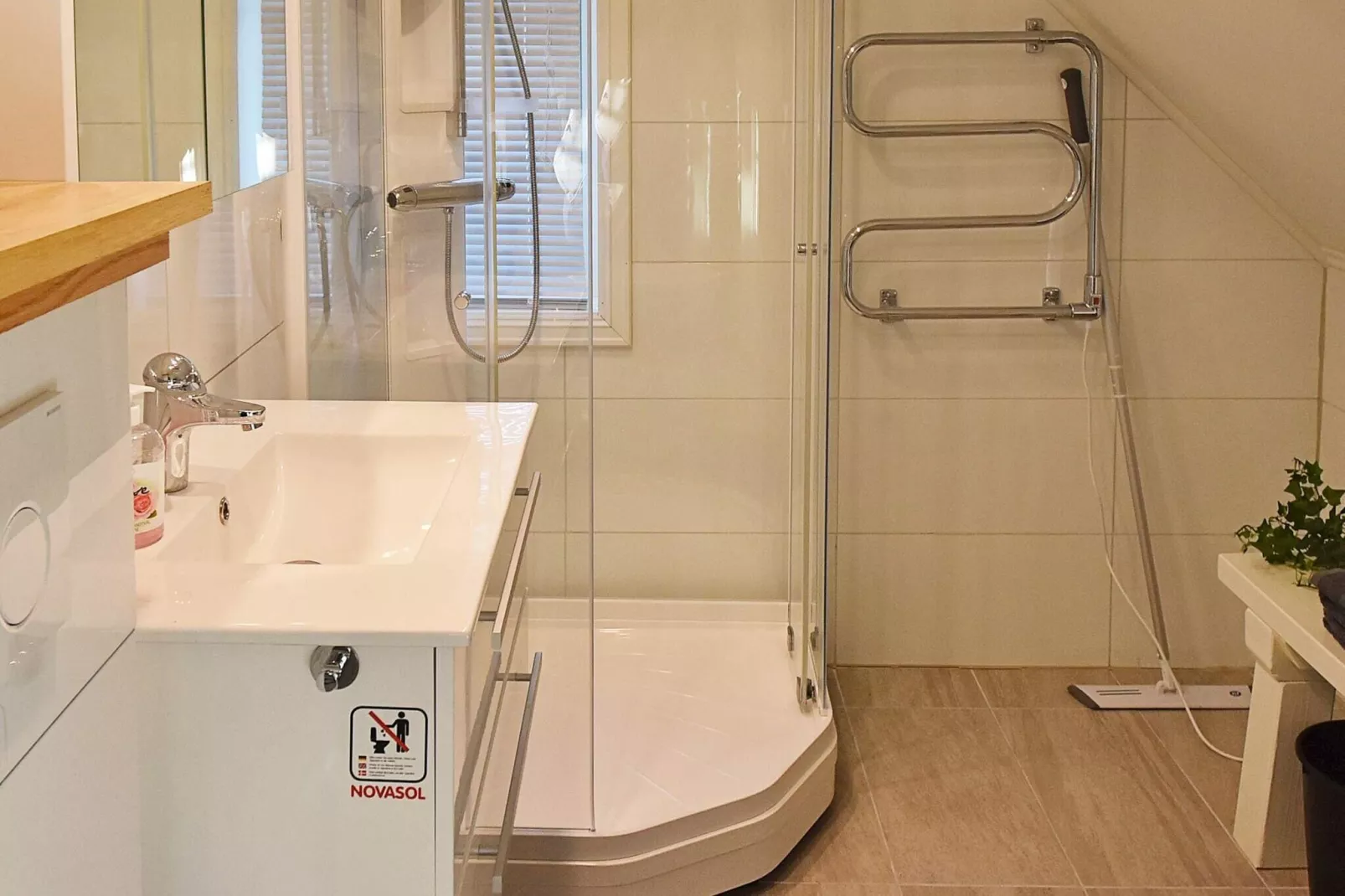 3 person holiday home in Oksvoll-Indoor