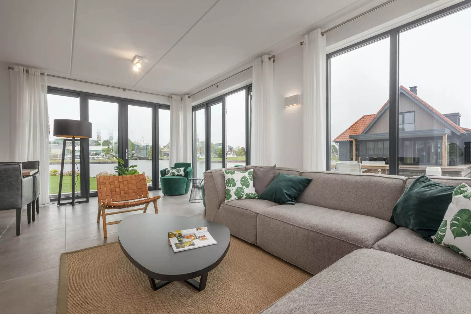 Waterstaete Ossenzijl 2-Living room