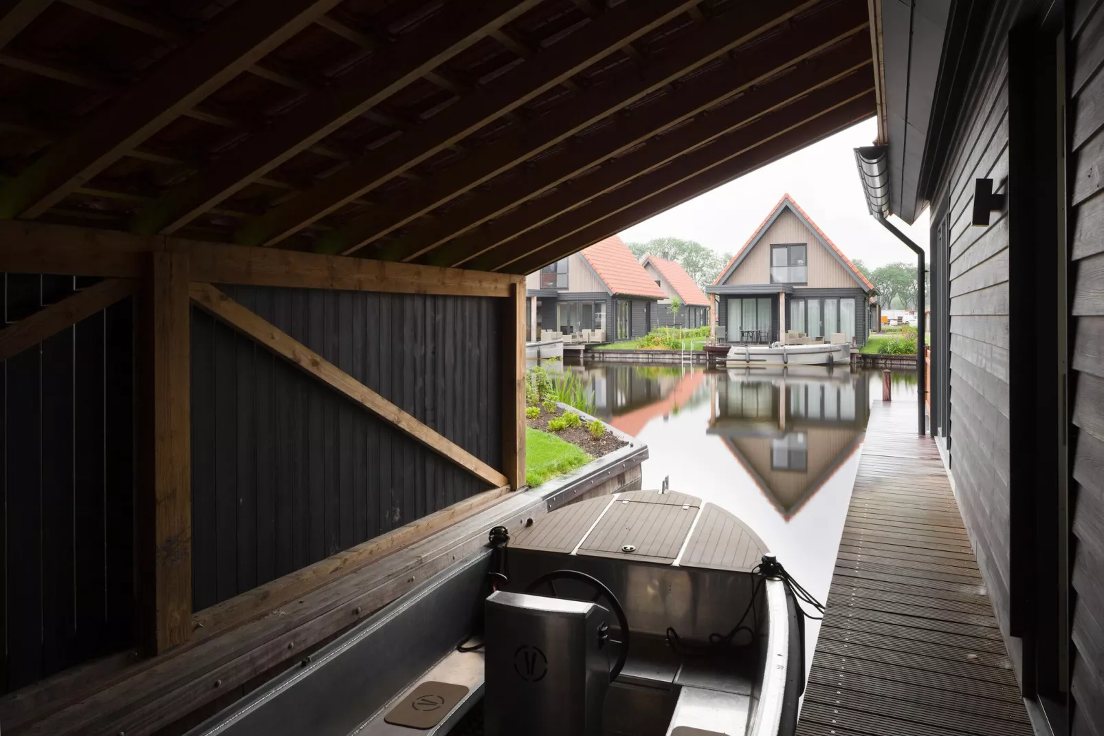 Waterstaete Ossenzijl 2-Facilities