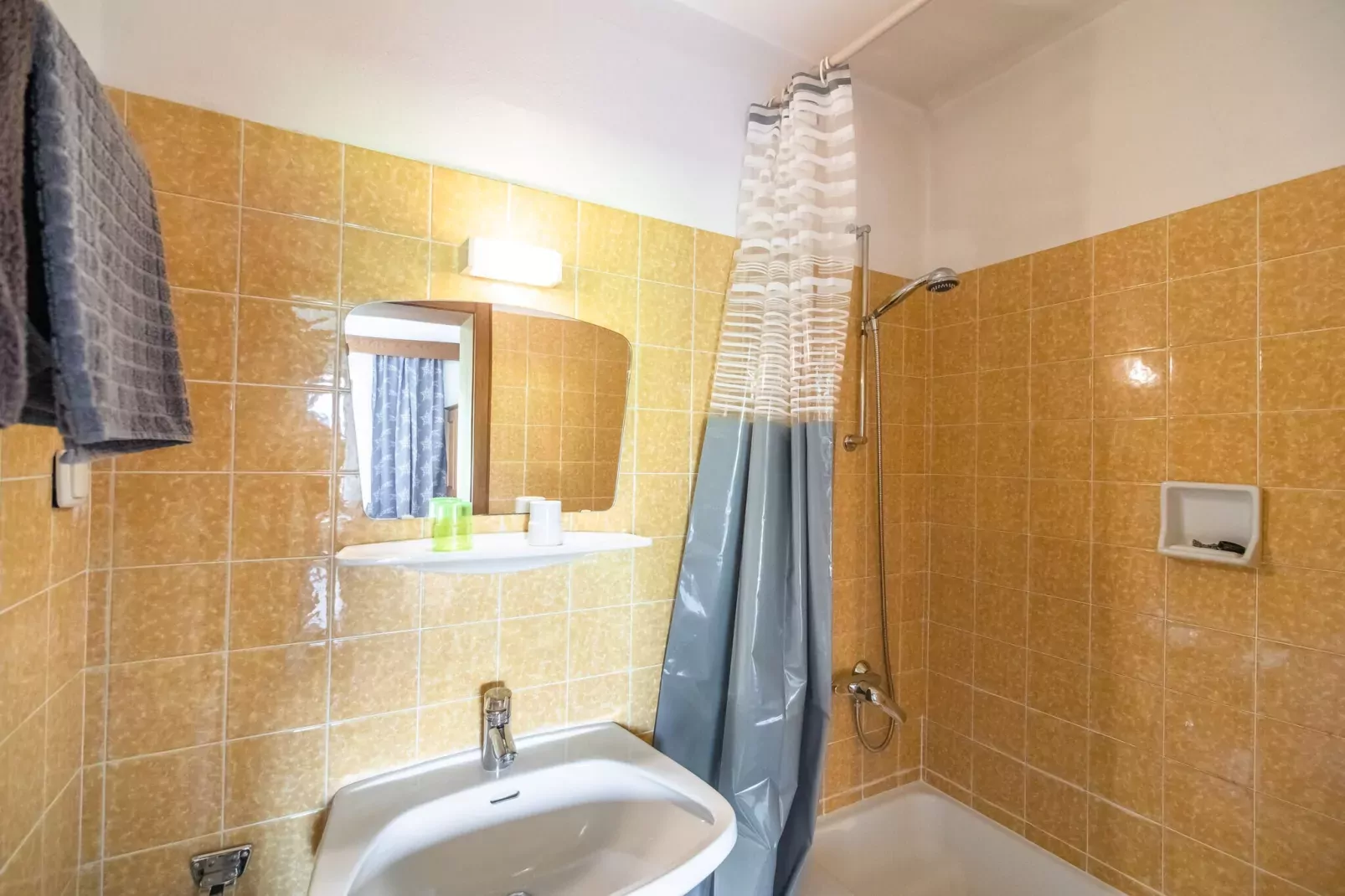 Sinnlehen Sommer-Bathroom