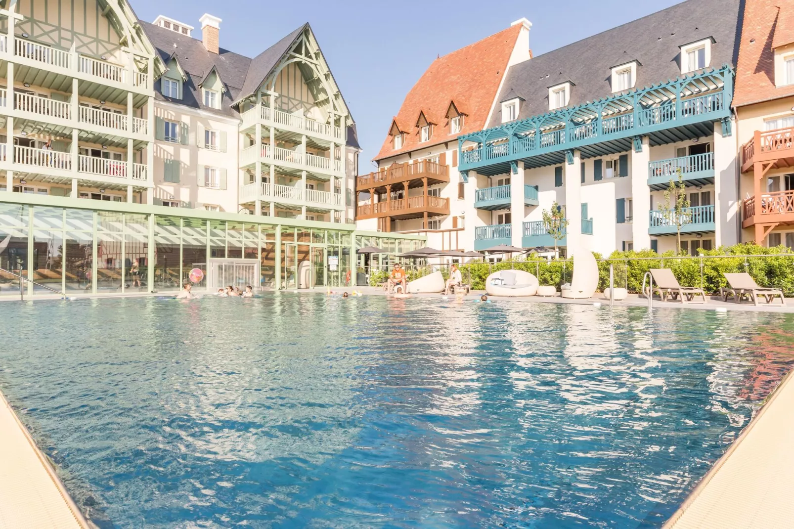 Residence Presqu'Ile de la Touques Deauville - 36 Standard Apt 6 p - 2 bedrooms - terrace or balcony-Pool