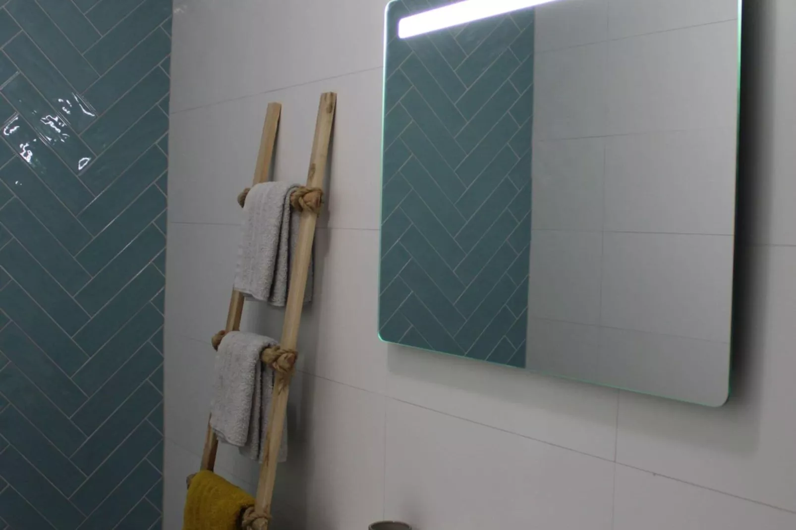 Tulipa-Bathroom