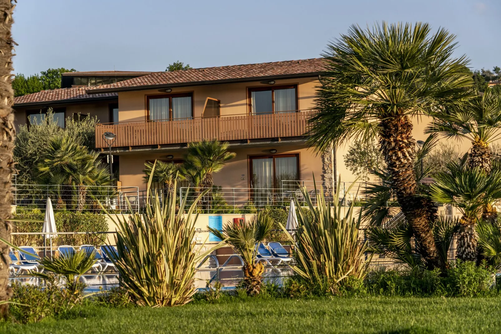 Residence Onda Blu Manerba - Mono Sup --Exterior summer