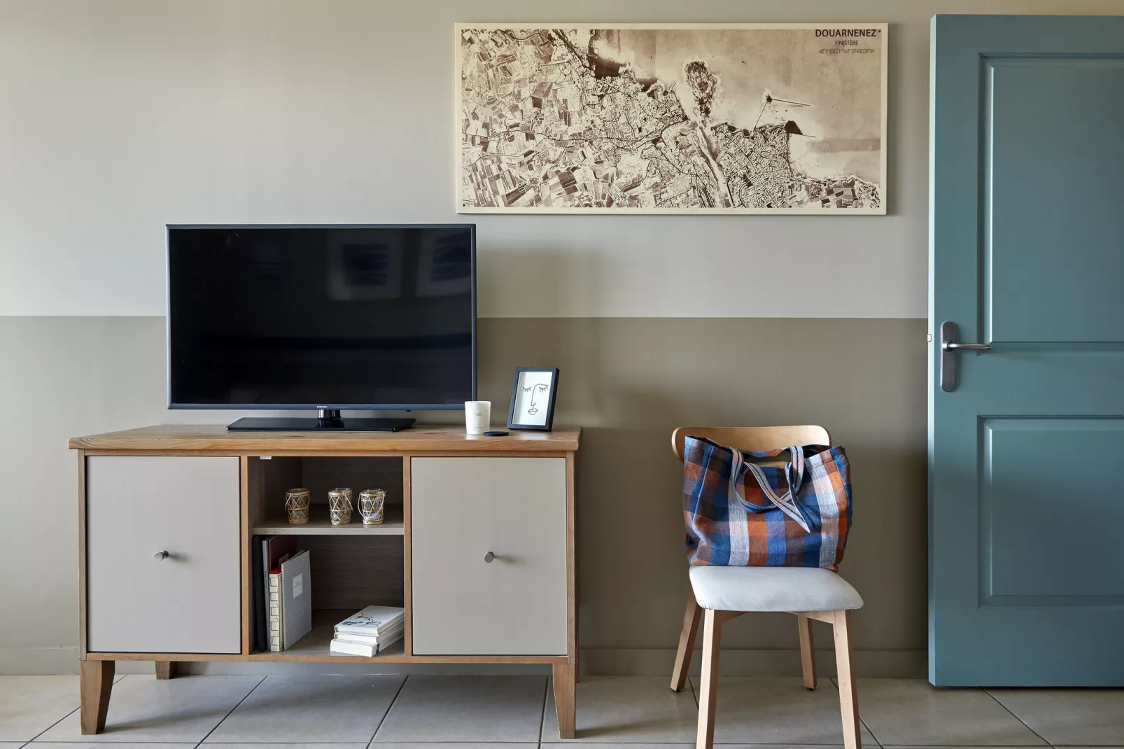 Residence Le Coteau et la Mer Tréboul // 25 Standard - Apt 4 people - 1 bedroom-Living room