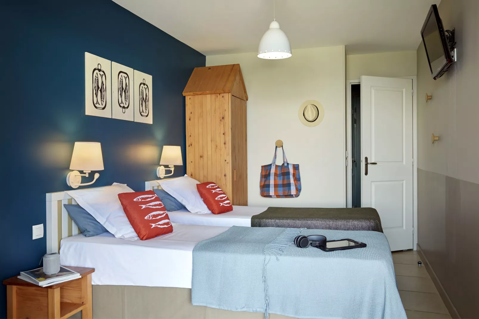 Residence Le Coteau et la Mer Tréboul // 25 Standard - Apt 4 people - 1 bedroom-Bedroom