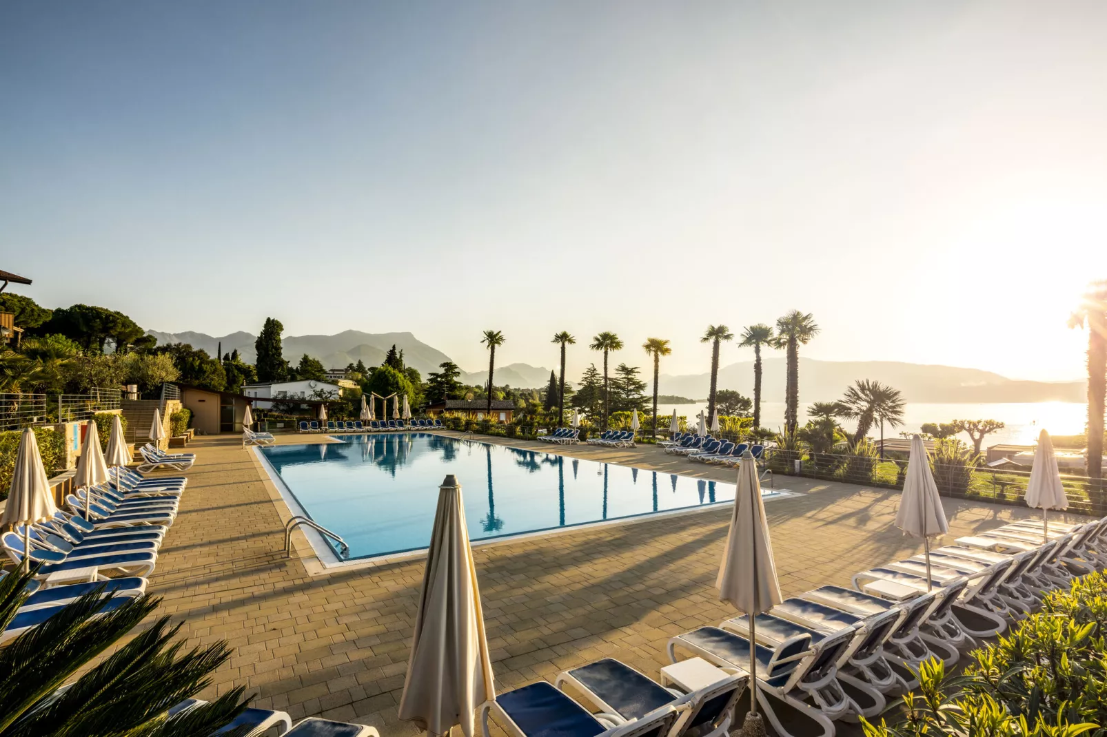 Residence Onda Blu Manerba - Mono Sup --Pool