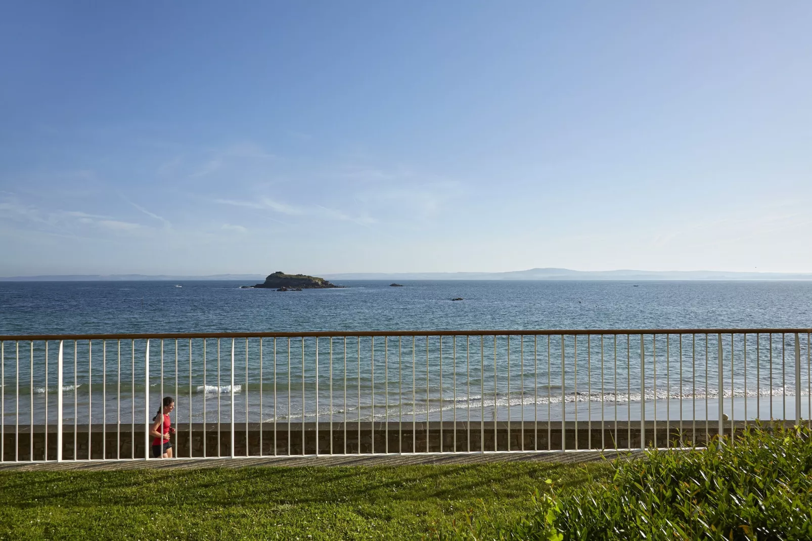 Residence Le Coteau et la Mer Tréboul // 25 Standard - Apt 4 people - 1 bedroom-Areas summer 1km