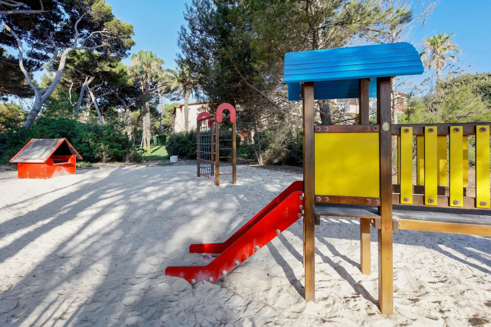 Residence La Pinède, Hyères-A7 Standard - Apt. 7 p. - 1 bedroom + 1 sleeping alcove-Park facilities