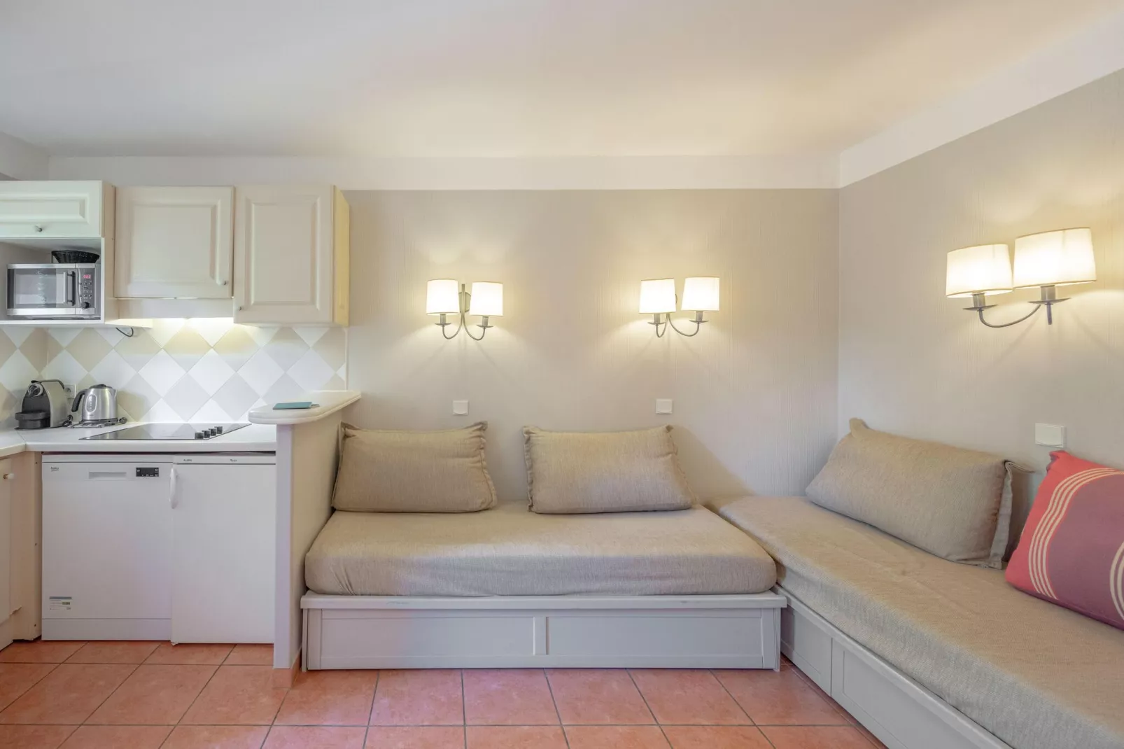 Residence Les Rives de Cannes Mandelieu Mandelieu-la-Napoule - 25 Standard - Apt 5 p - 1 bedroom-Wohnzimmer