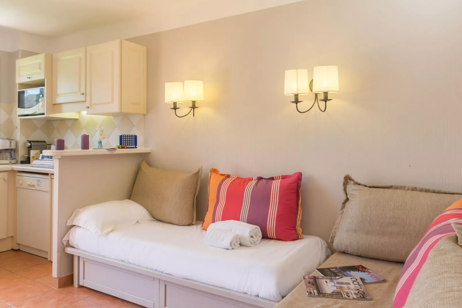 Residence Les Rives de Cannes Mandelieu Mandelieu-la-Napoule - 14 Standard - Studio 4 p - 1 sleeping alcove-Wohnzimmer