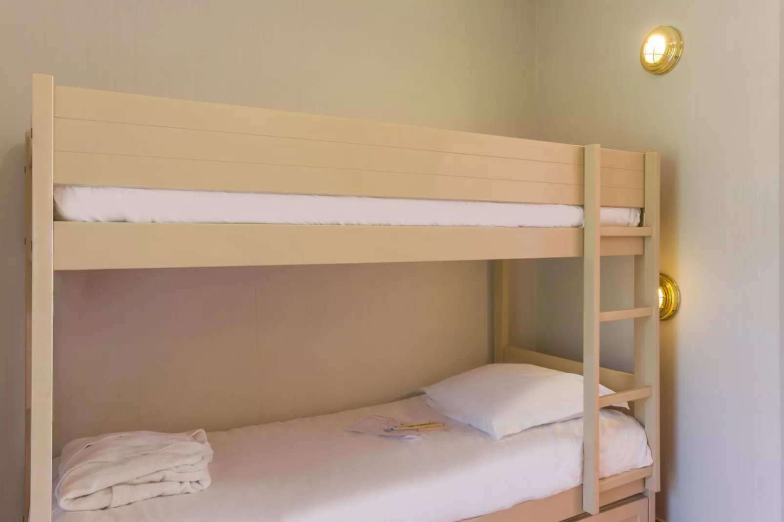 Residence Les Rives de Cannes Mandelieu Mandelieu-la-Napoule - 14 Standard - Studio 4 p - 1 sleeping alcove-Schlafzimmer