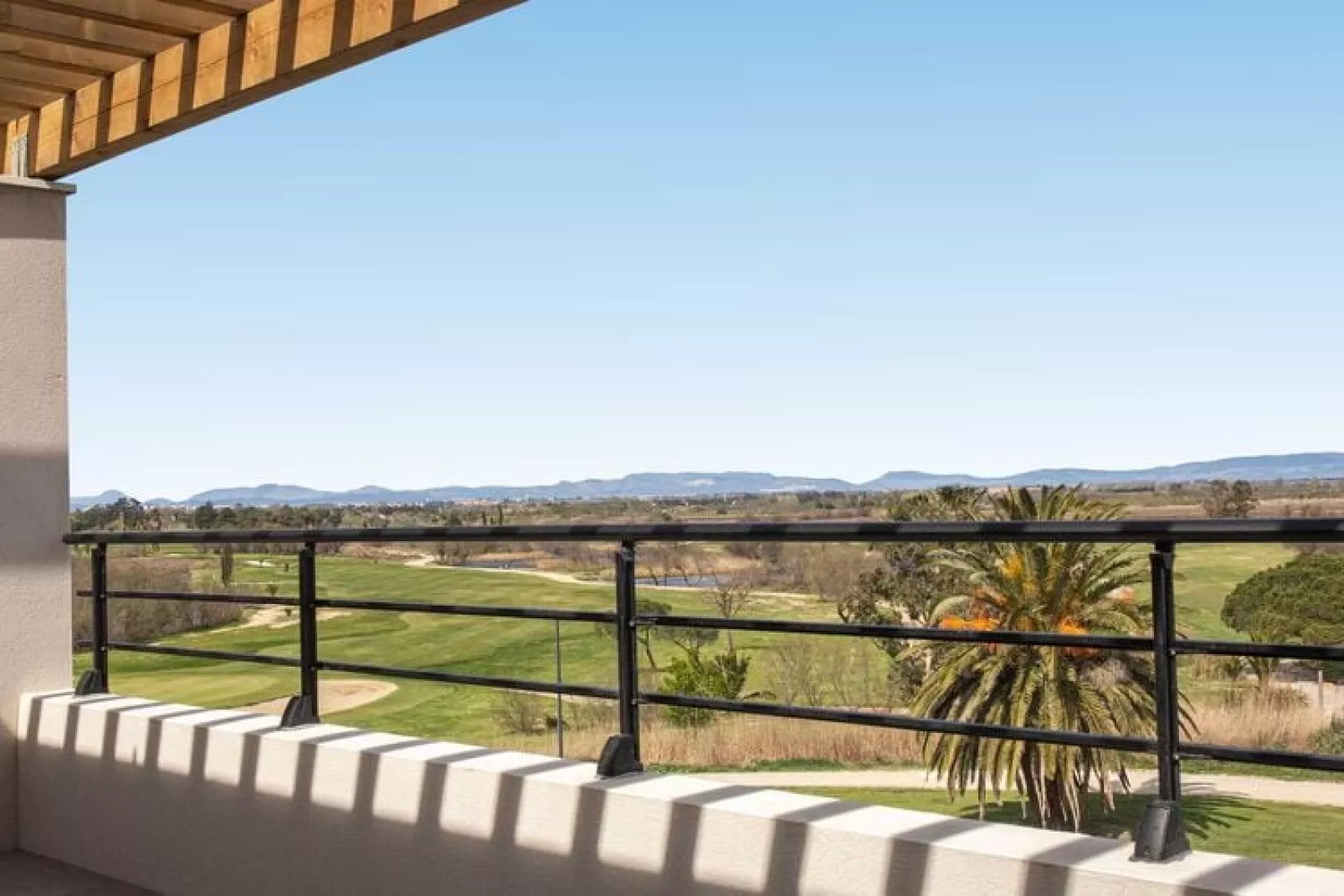 Horizon Golf St Cyprien - 24P vue golf-Terrace balcony