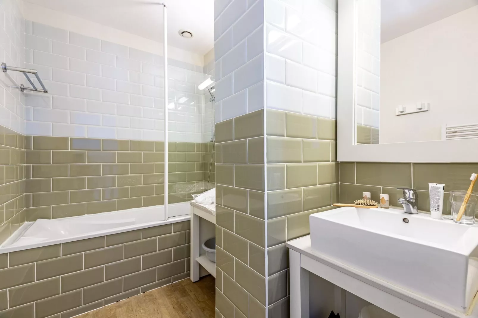 Residence Le Palais des Gouverneurs St Martin-de-Ré - 14 Standard Studio 4 p - 1 mezzanine-Bathroom