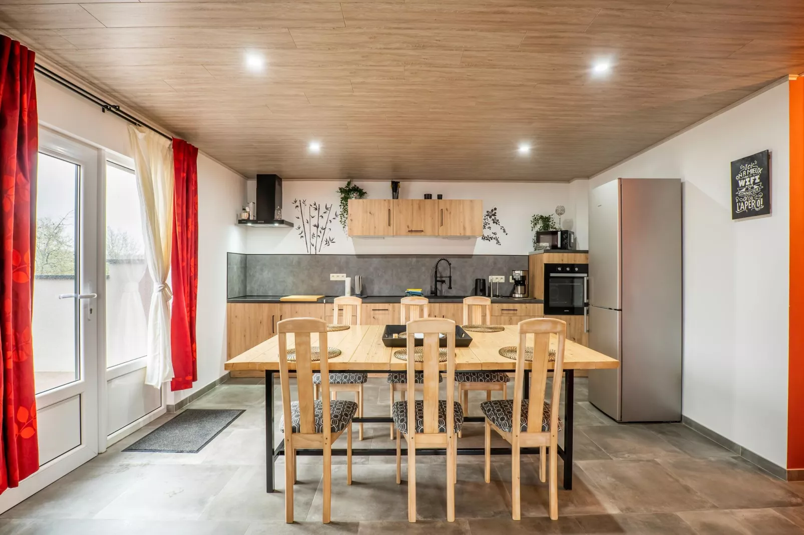 Le matignolle-Dining room