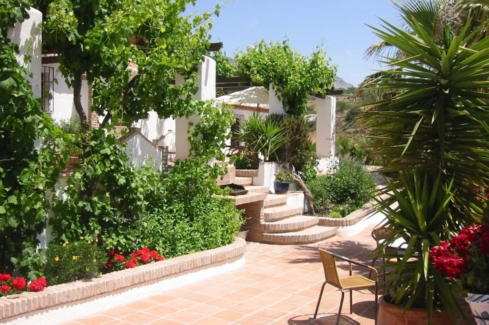 Finca Lomas de Tienda   2 pers-Gardens summer