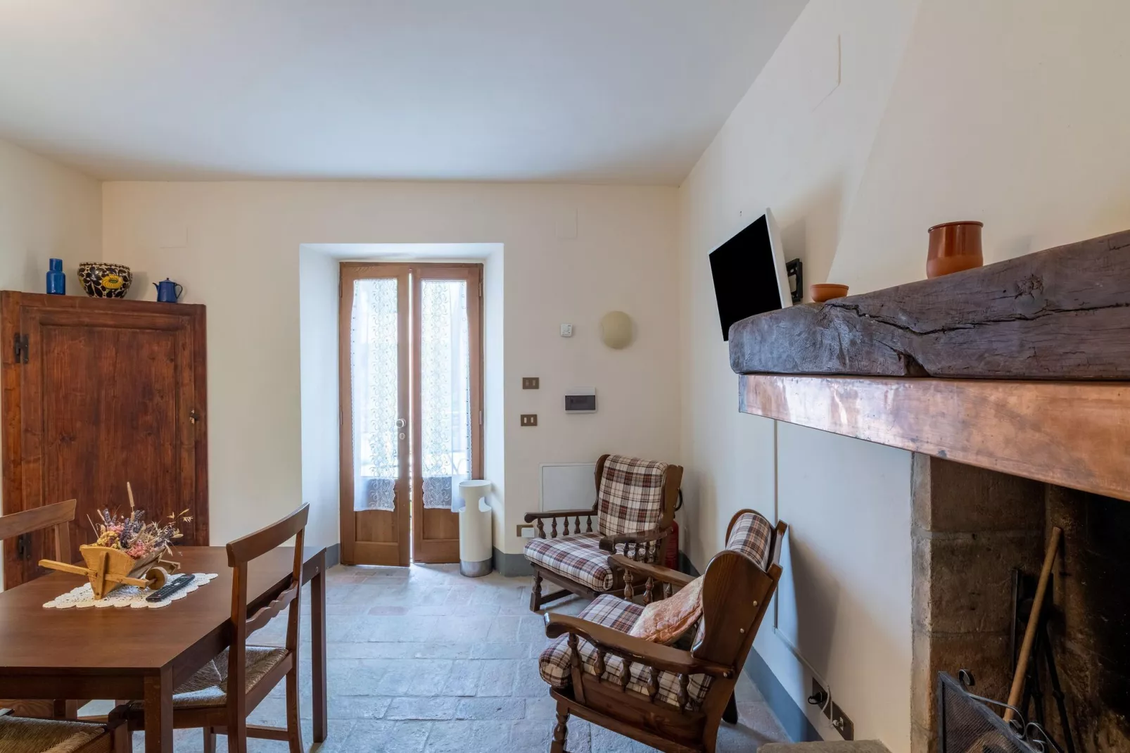 Casa Granaio-Living room