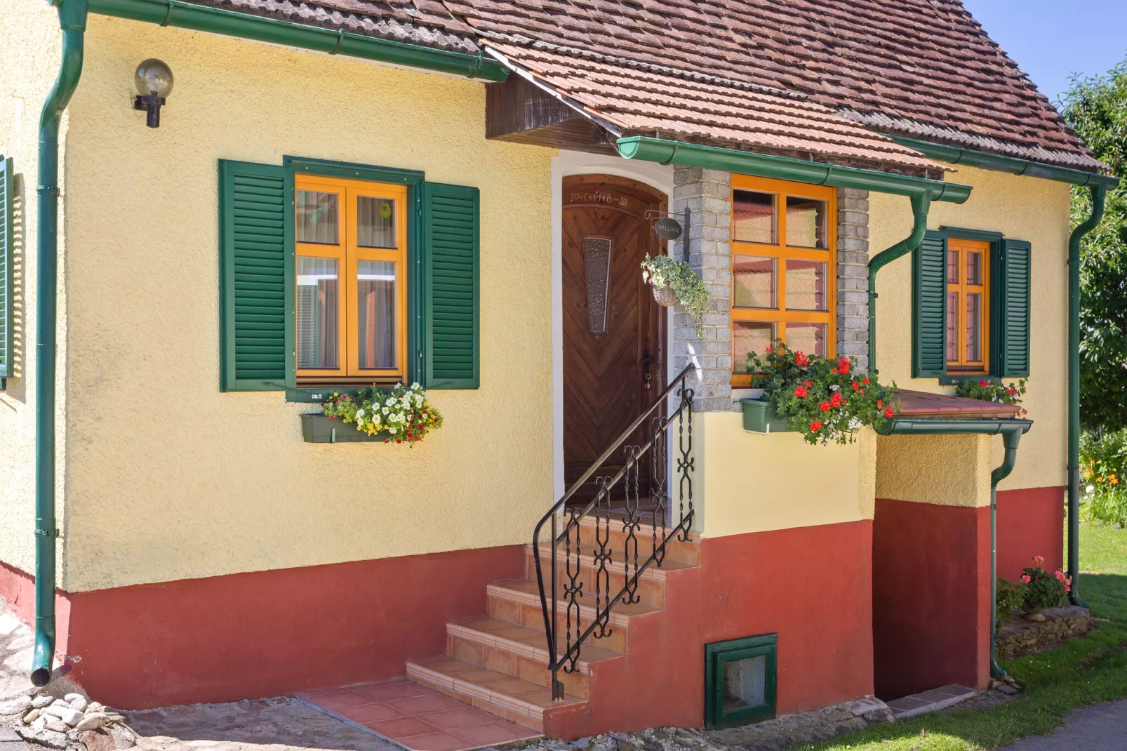 Haus Weitzer-Exterior summer