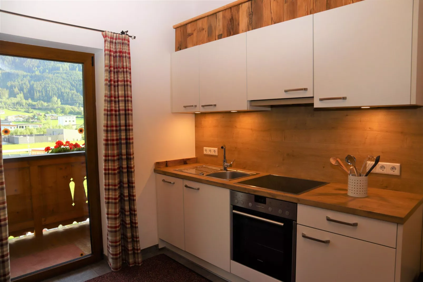 Apartment Rohregger-Kitchen