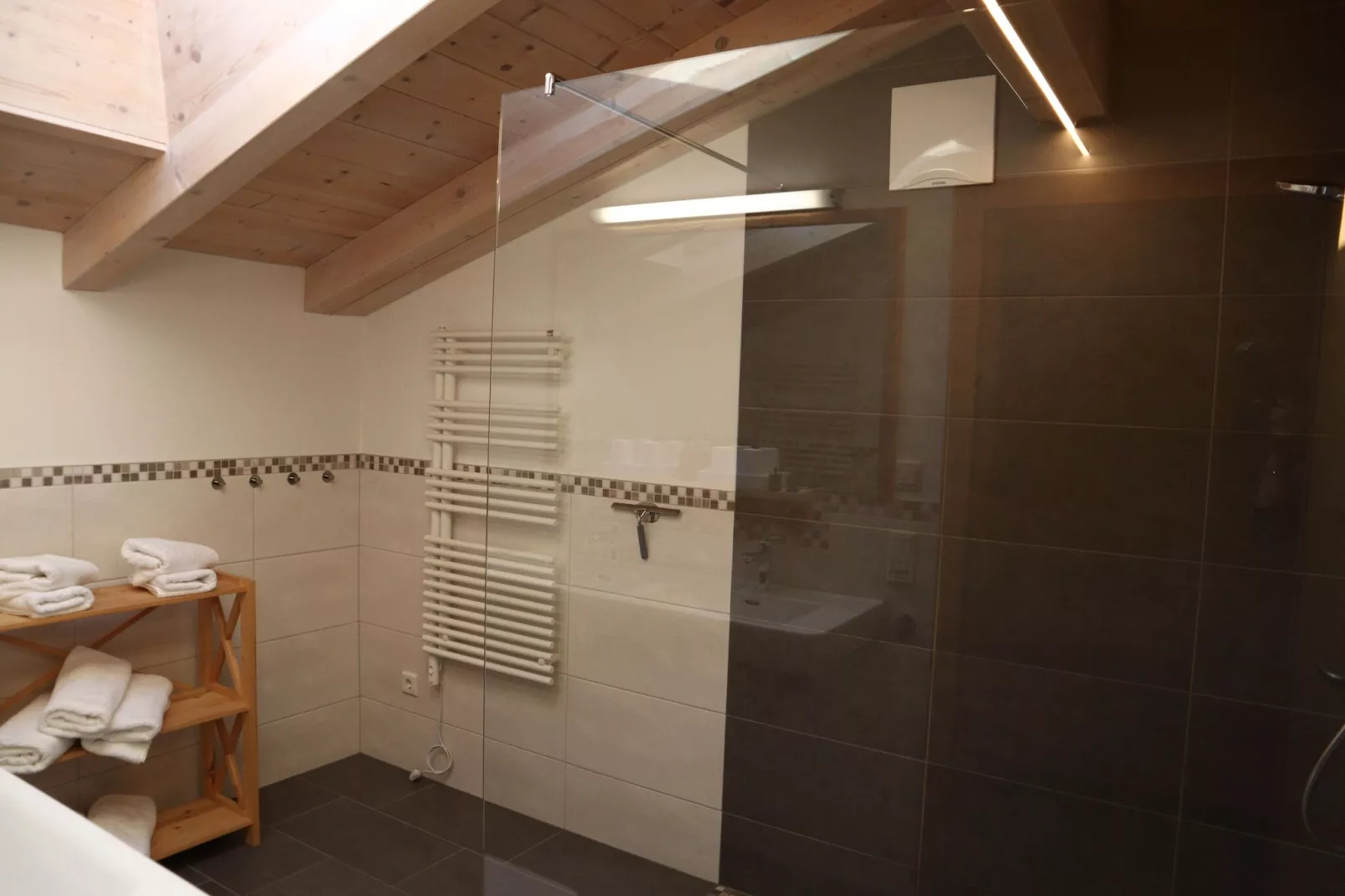 Apartment Rohregger-Bathroom