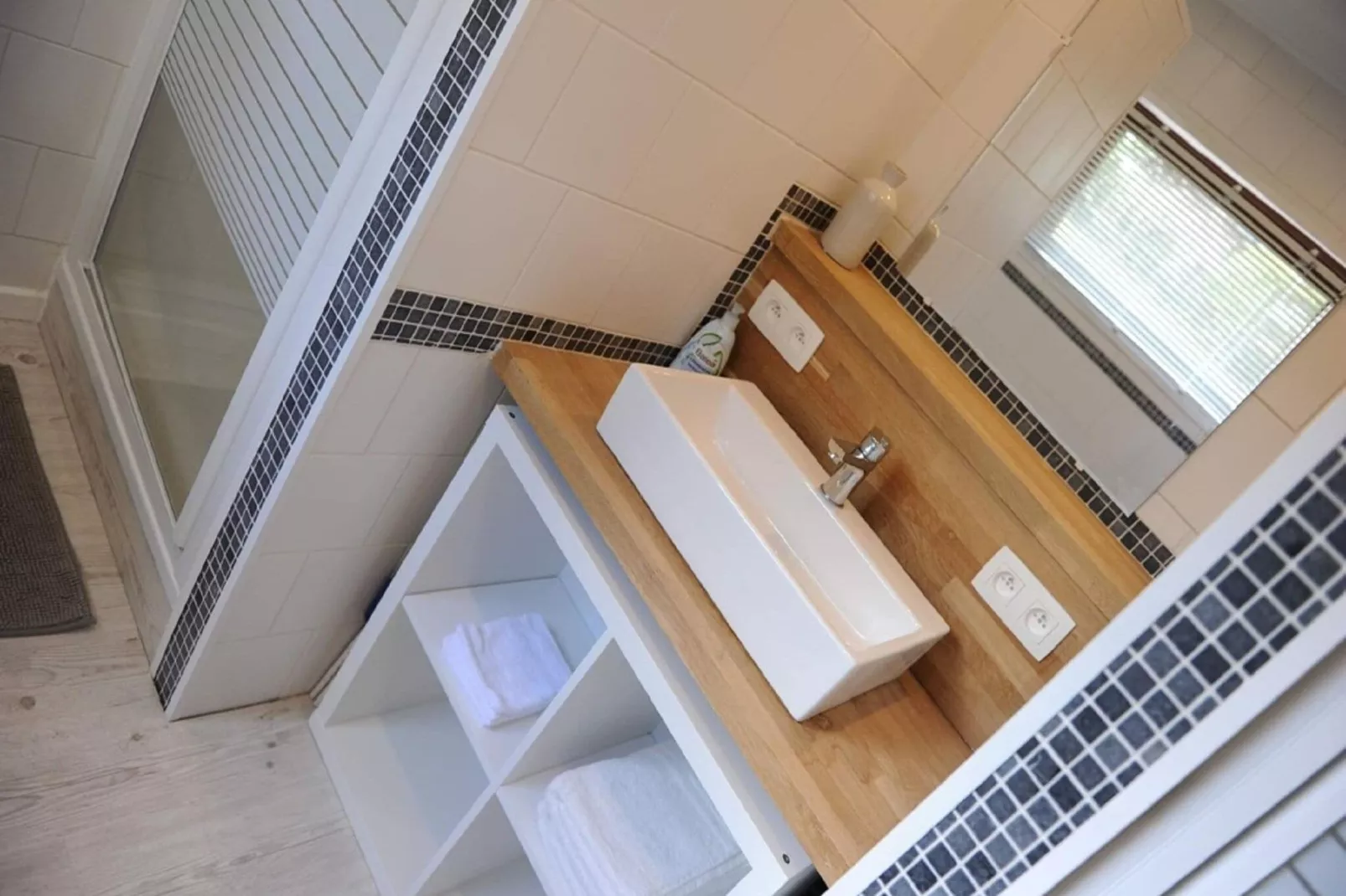 Cottage Sweet Cottage-Badezimmer