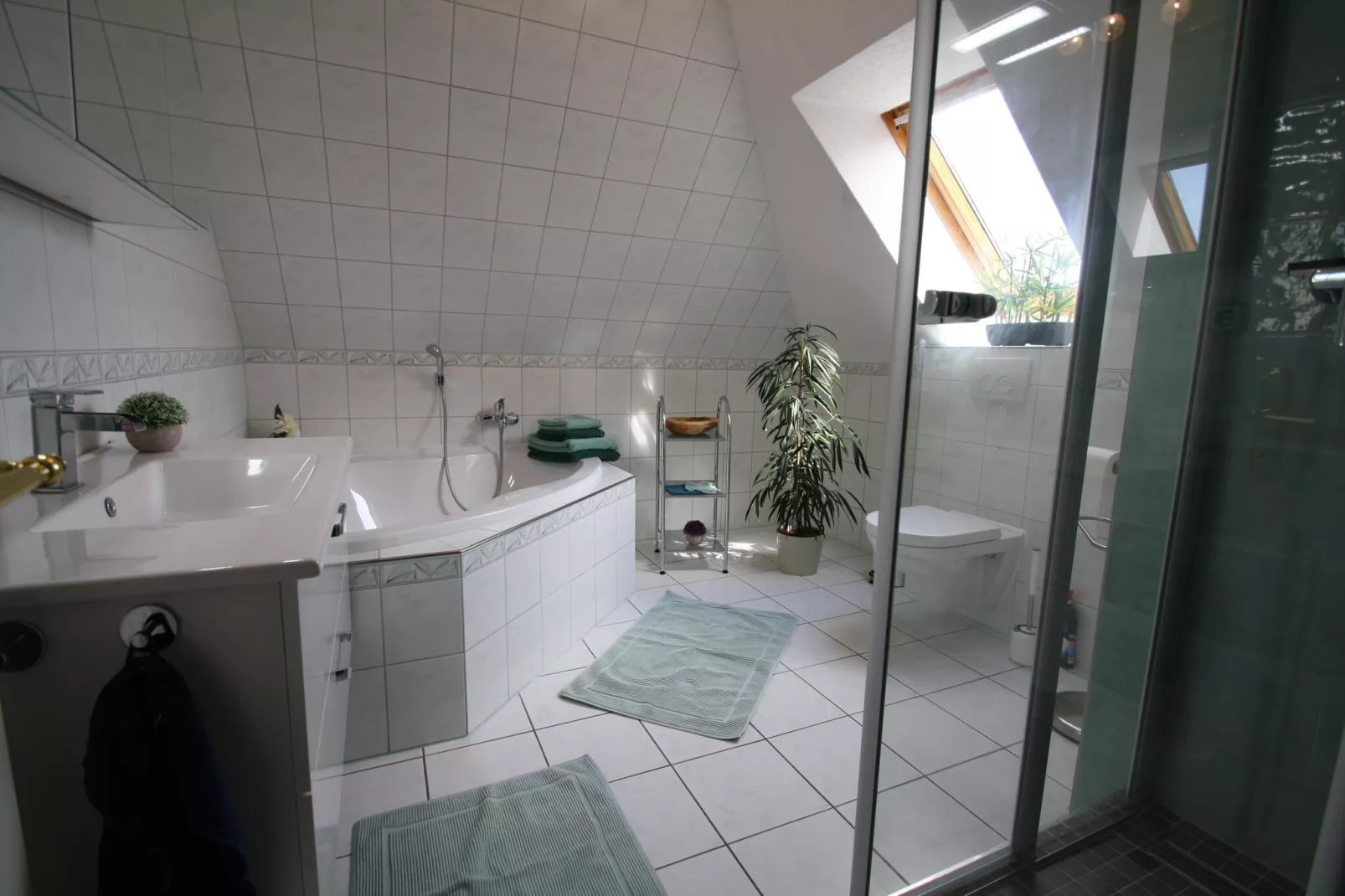Ferienwohnung Am Strand-Bathroom