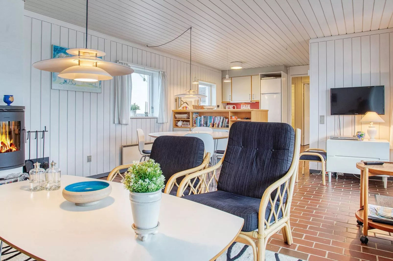 Secluded Beach Retreat in Rodhus-By Traum-Indoor