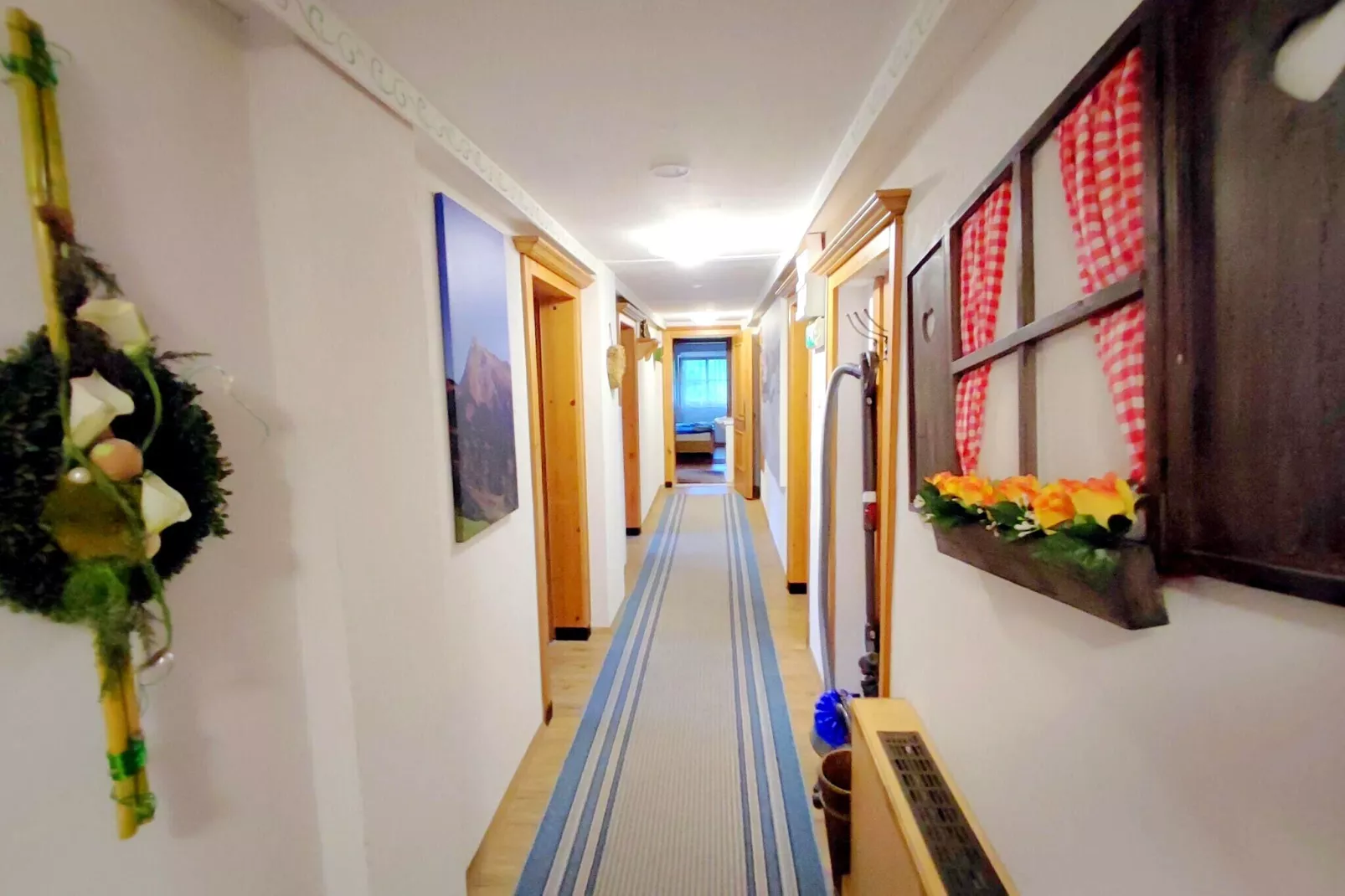 Haus Perler-Reception hall