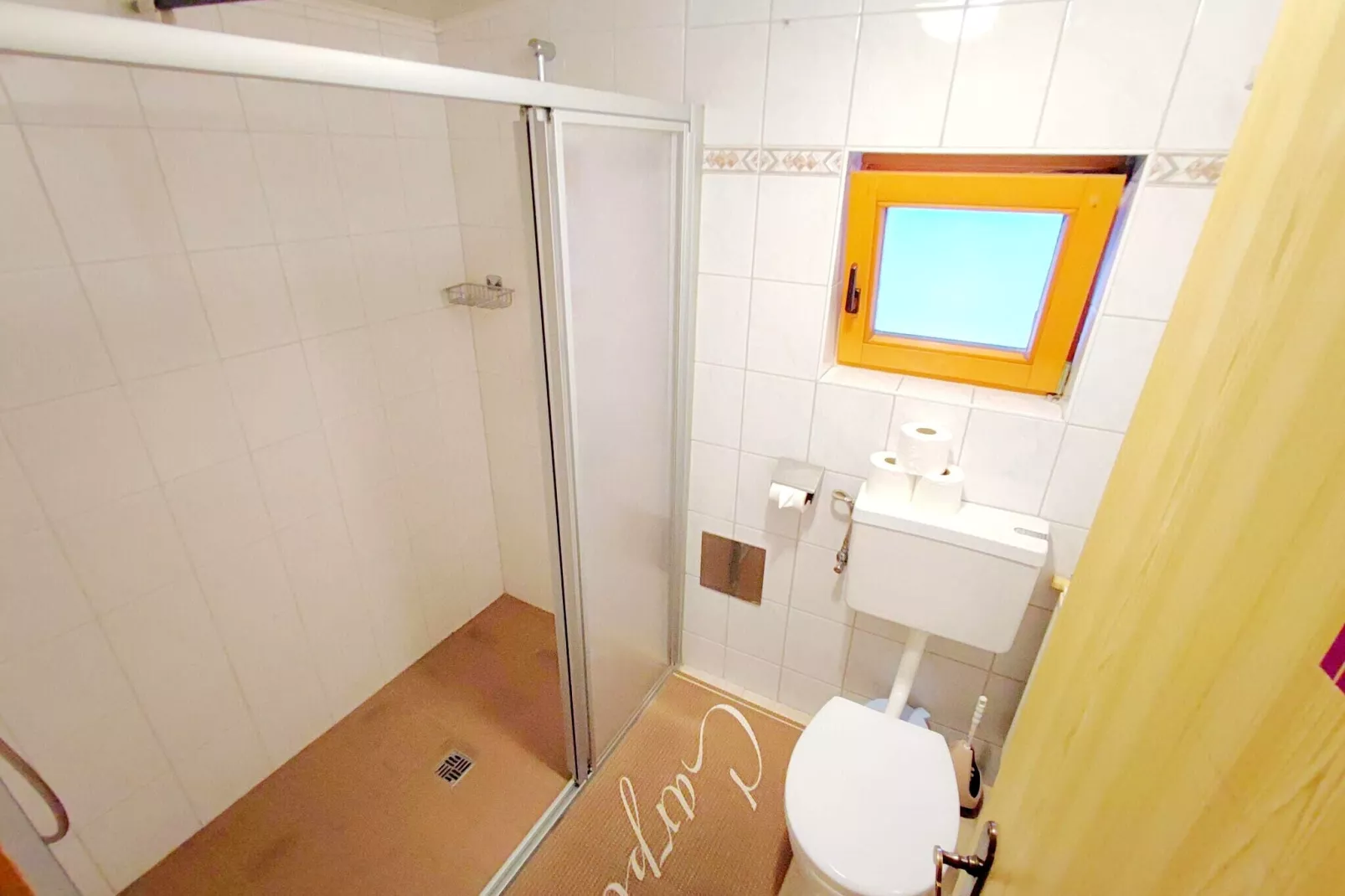 Haus Perler-Bathroom