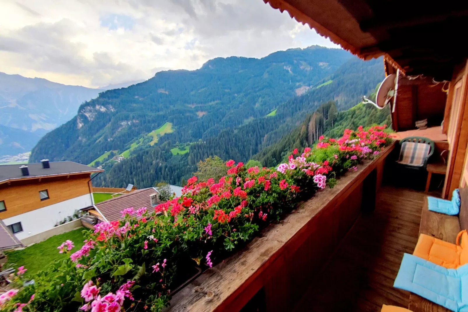 Haus Perler-Terrace balcony