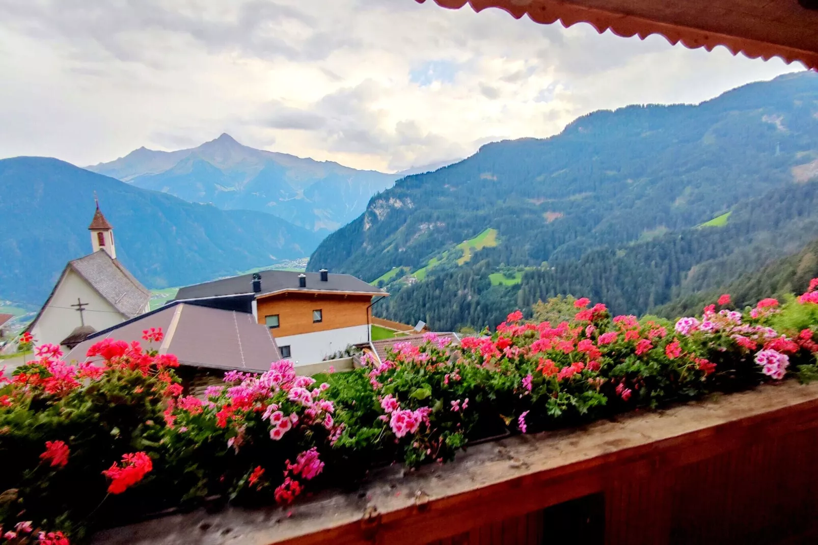 Haus Perler-View summer