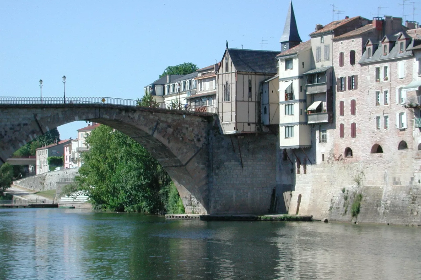 Port Lalande 2-Areas summer 5km