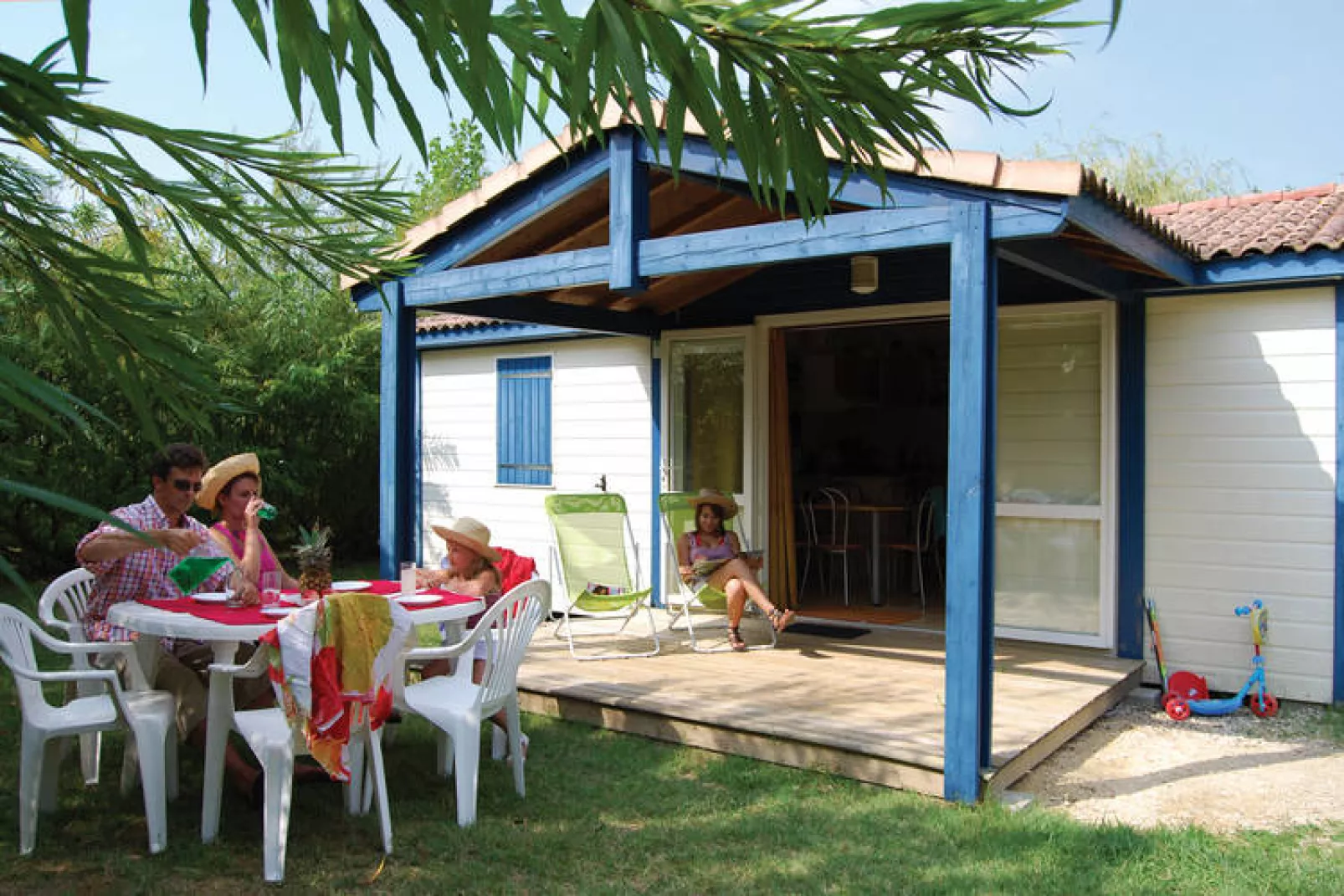 Port Lalande 1-Exterior summer