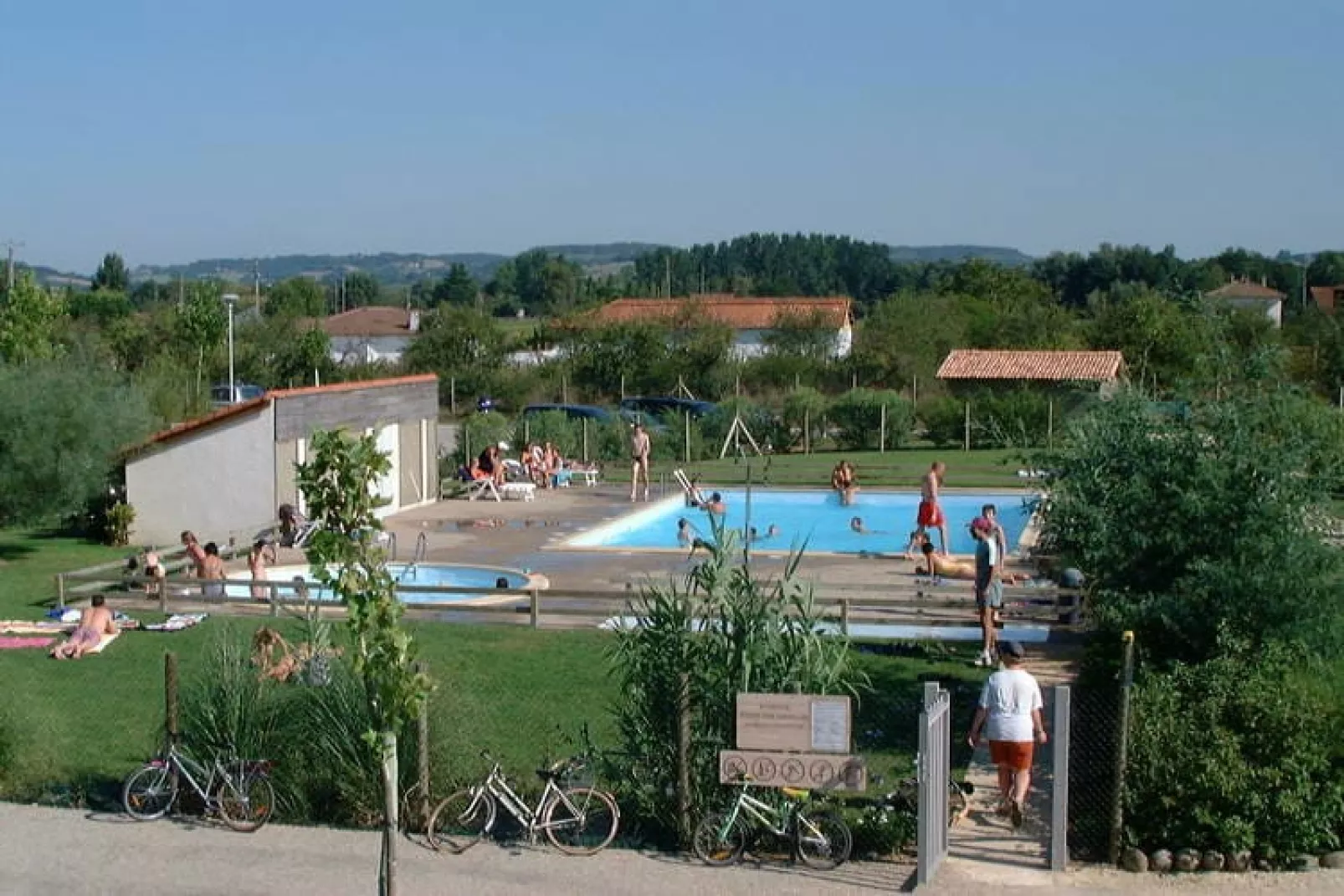 Port Lalande 1-Pool