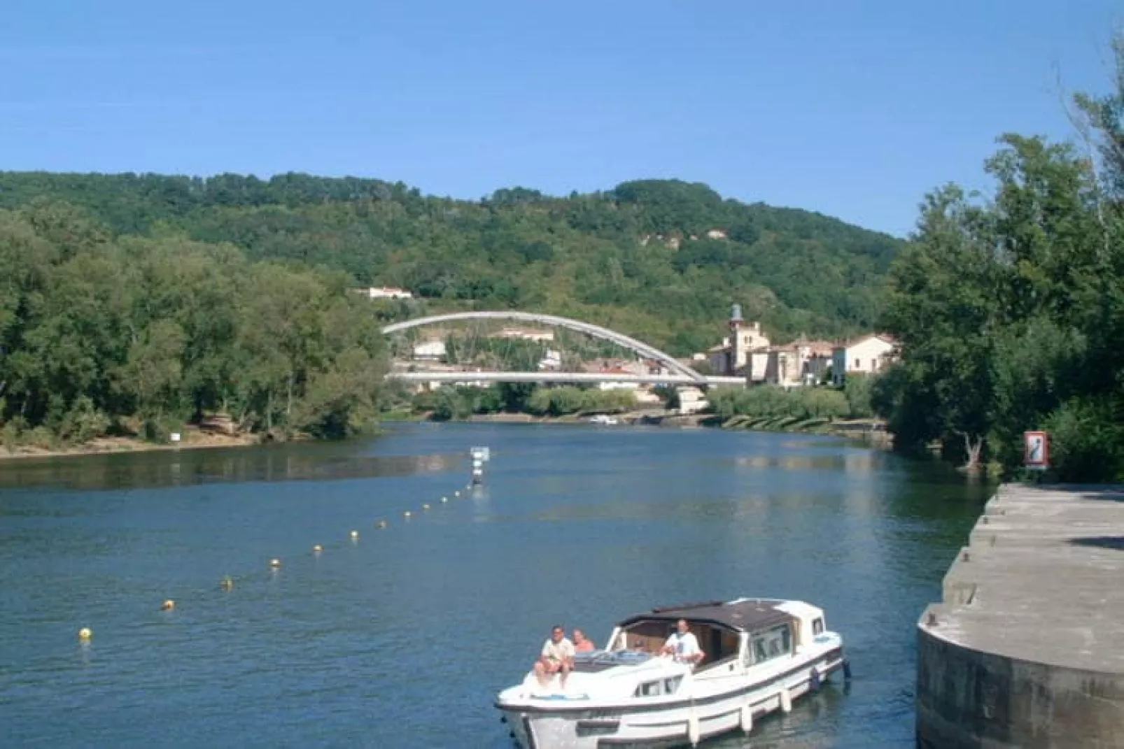 Port Lalande 1-Areas summer 5km