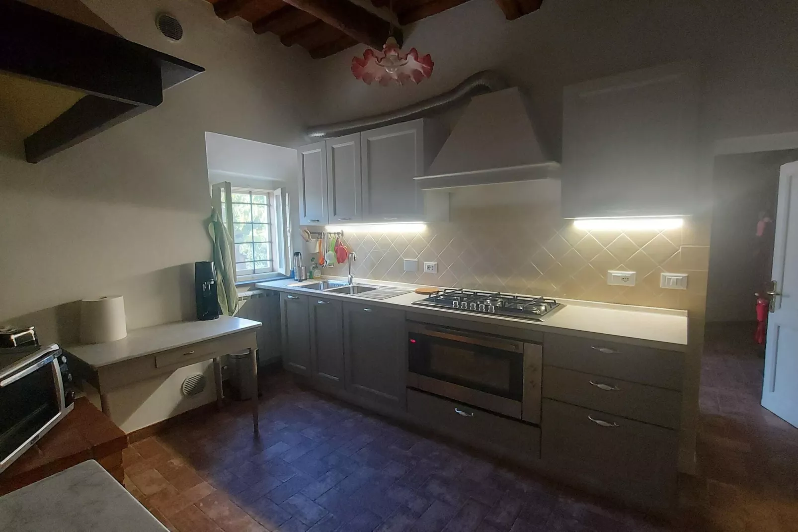 Villa il Brio x 9-Kitchen