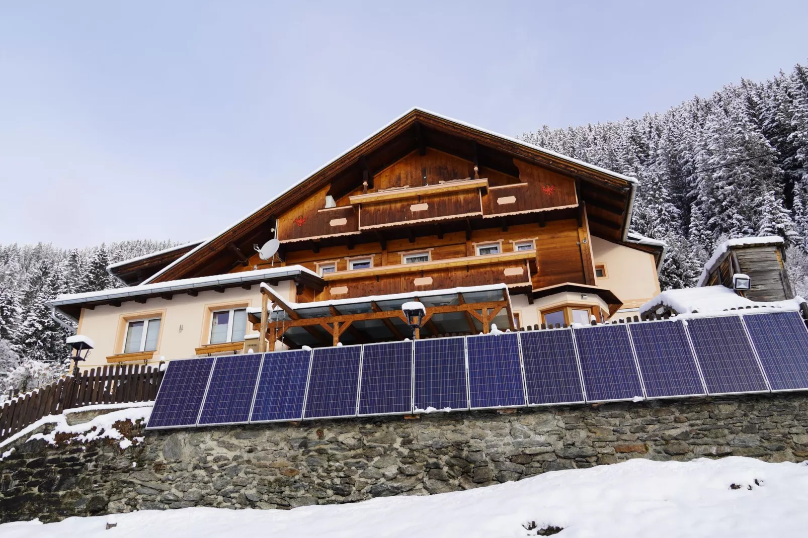 Haus Perler-Exterior winter