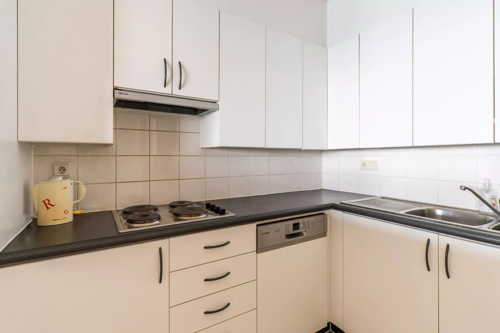 BristolPalace7A / 978023-Kitchen