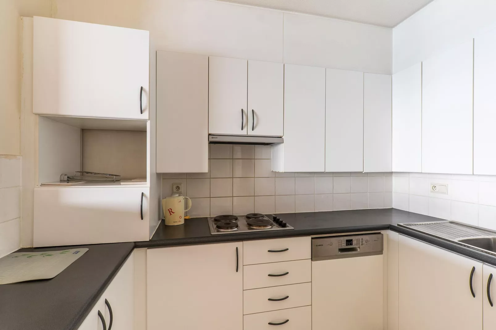BristolPalace7A / 978023-Kitchen