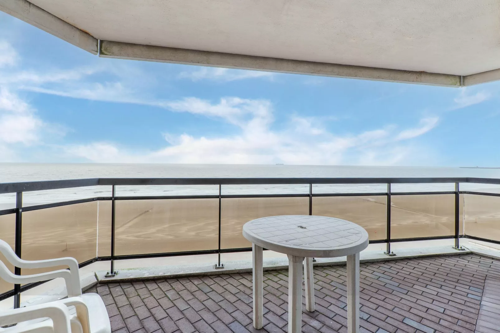 BristolPalace7A / 978023-Terrace balcony