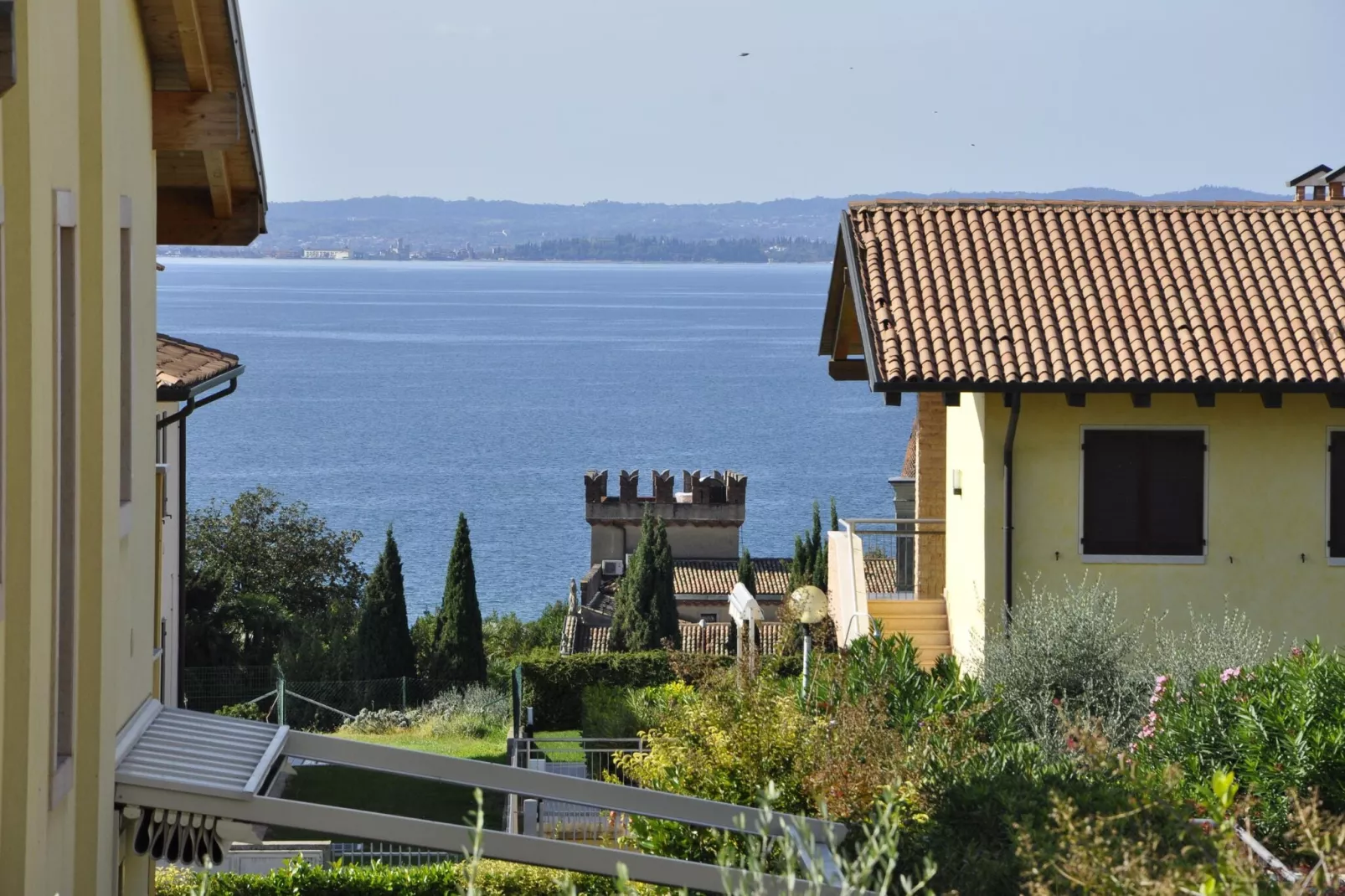 Garda Trentacinque-View summer