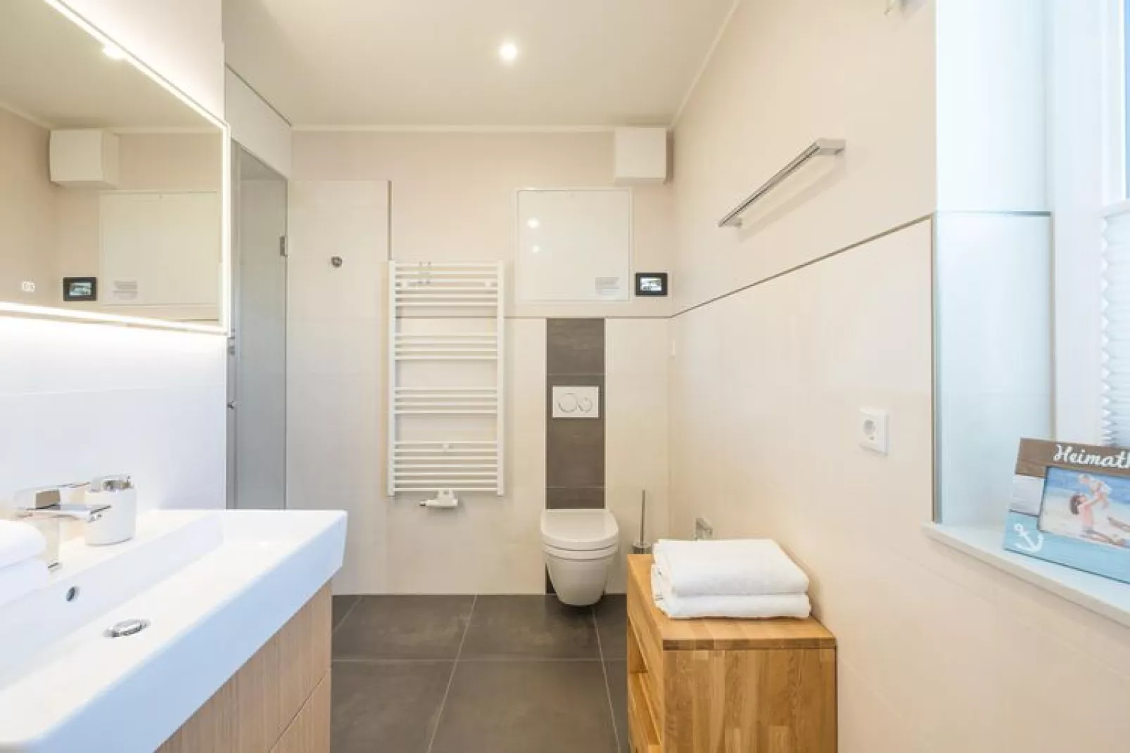 SeeZeichen auf Nordstrand-Bathroom