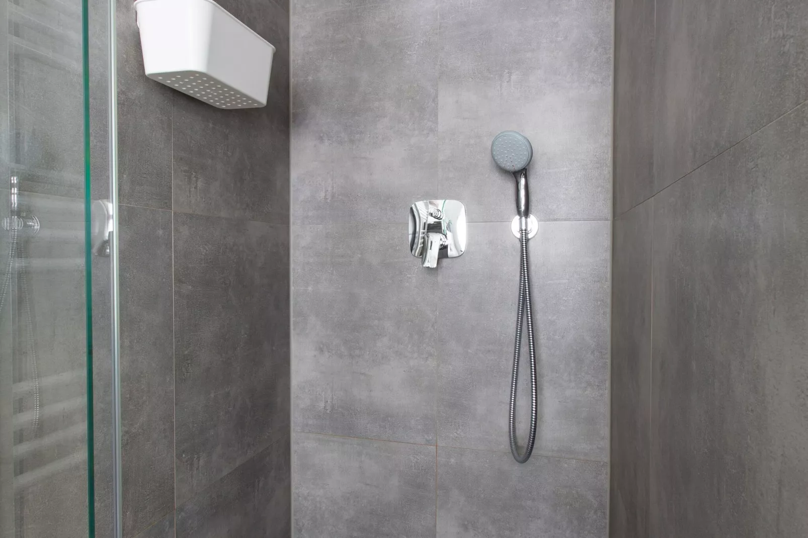 App1-Bathroom
