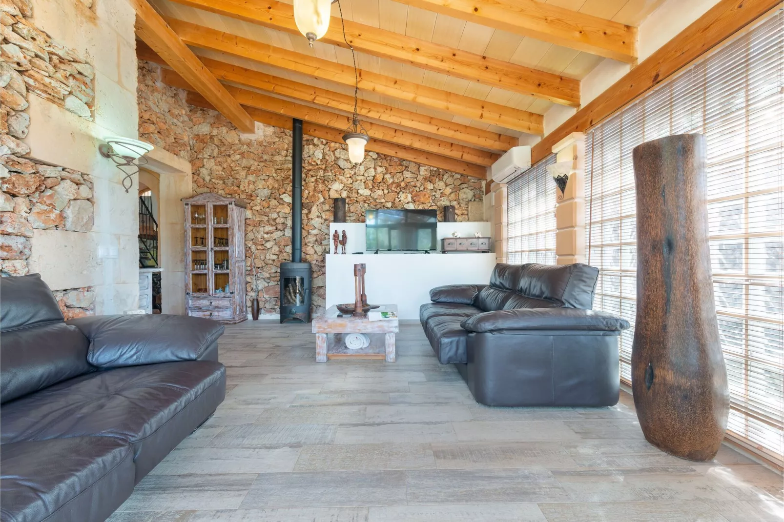 Cas Mostatxet (sencelles)-Exterior summer