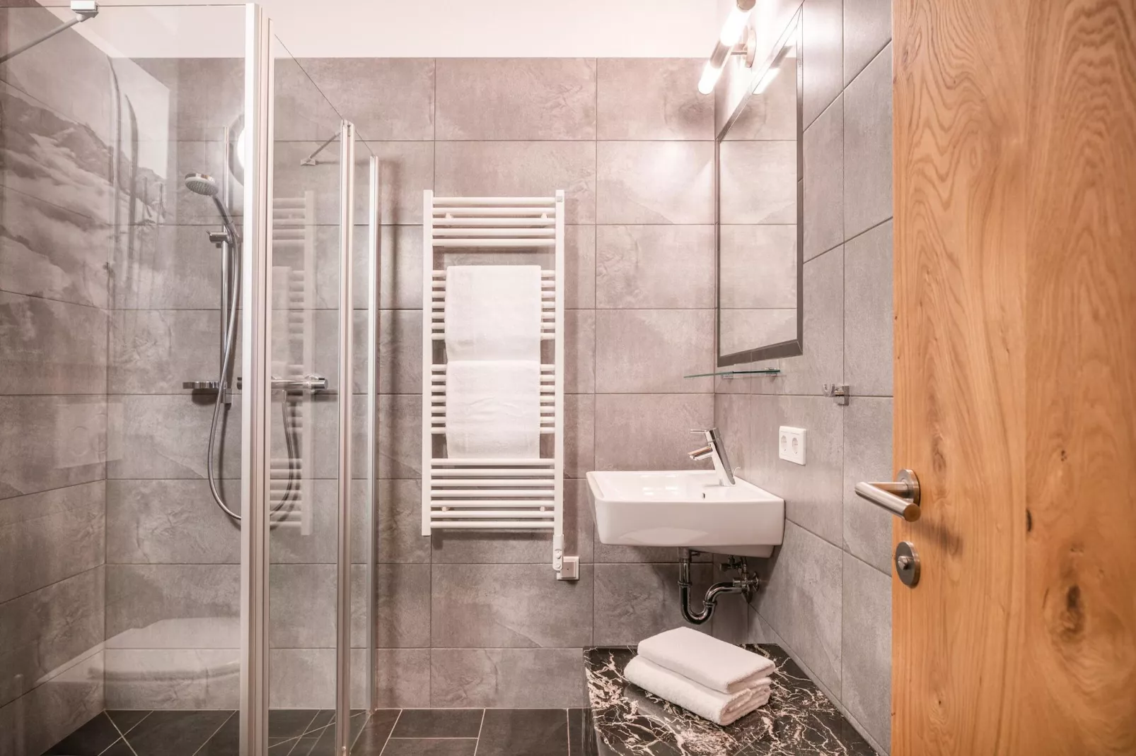 AlpenPura - Chalet Steinbock-Bathroom