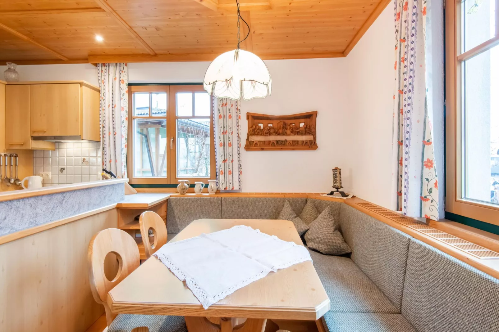 Ferienhaus Postfeldstraße-Esszimmer