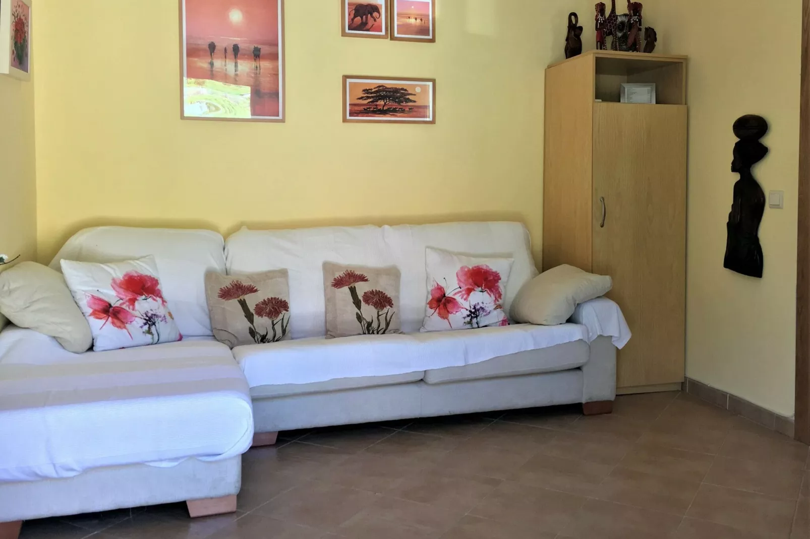 Prudencio-Living room