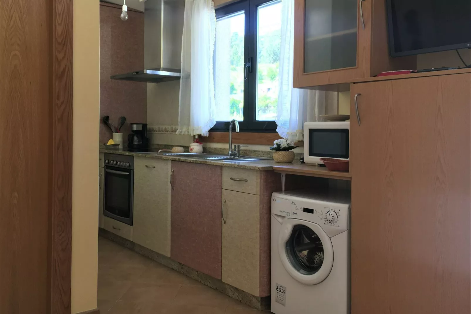 Prudencio-Kitchen