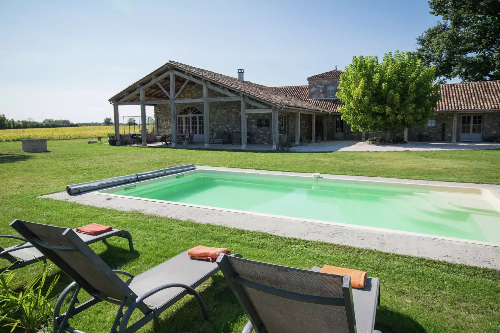 poolofhouse