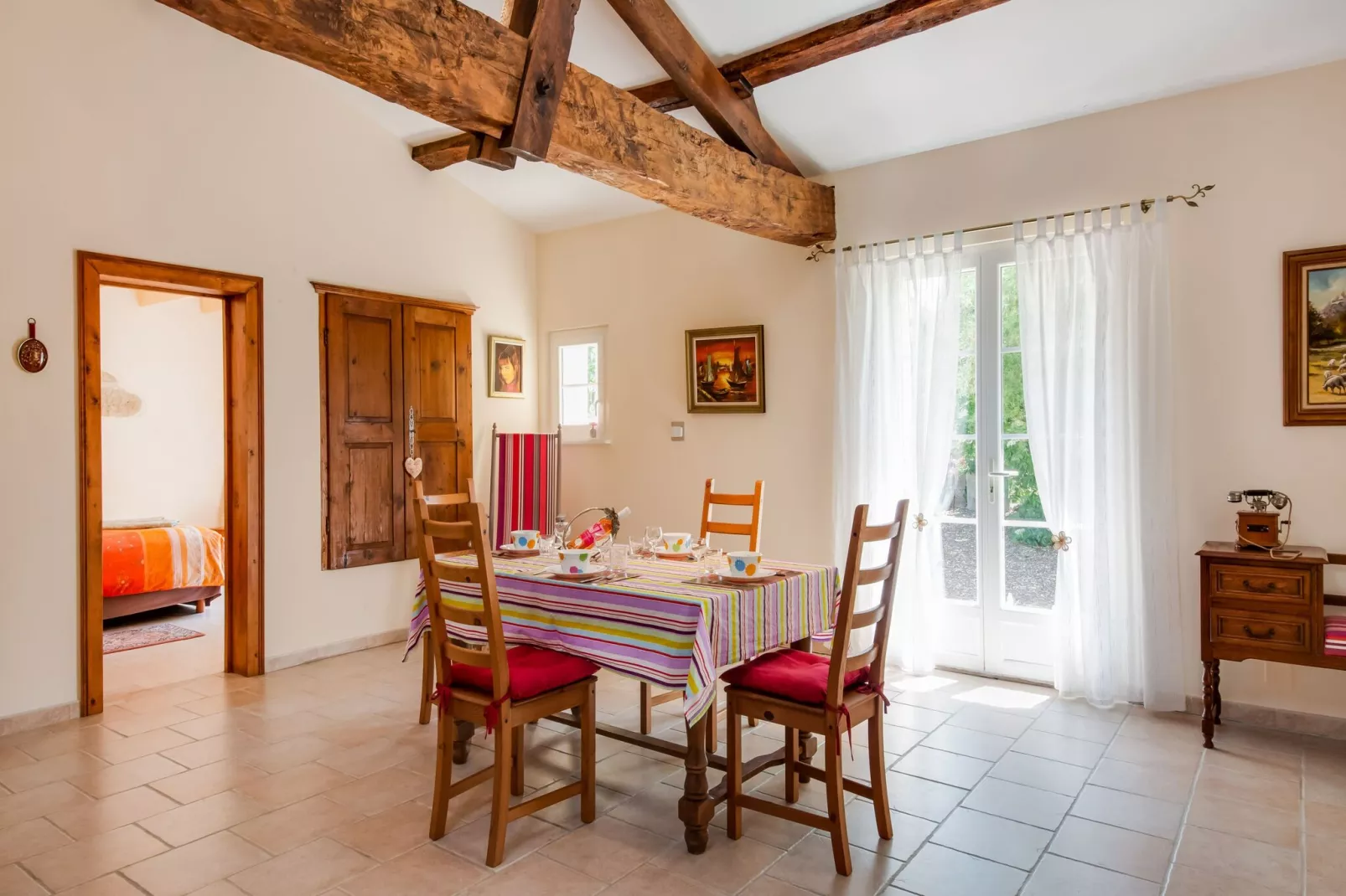 Domaine de Geneviève des Vignes-Living room