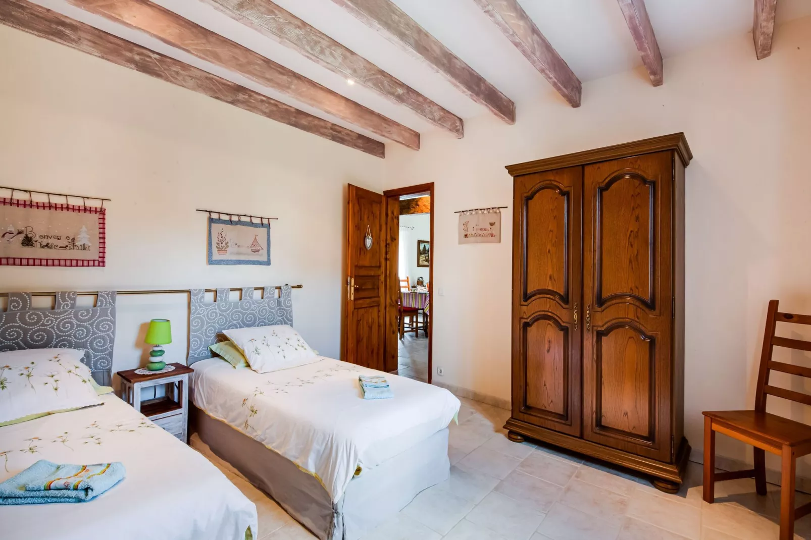 Domaine de Geneviève des Vignes-Bedroom